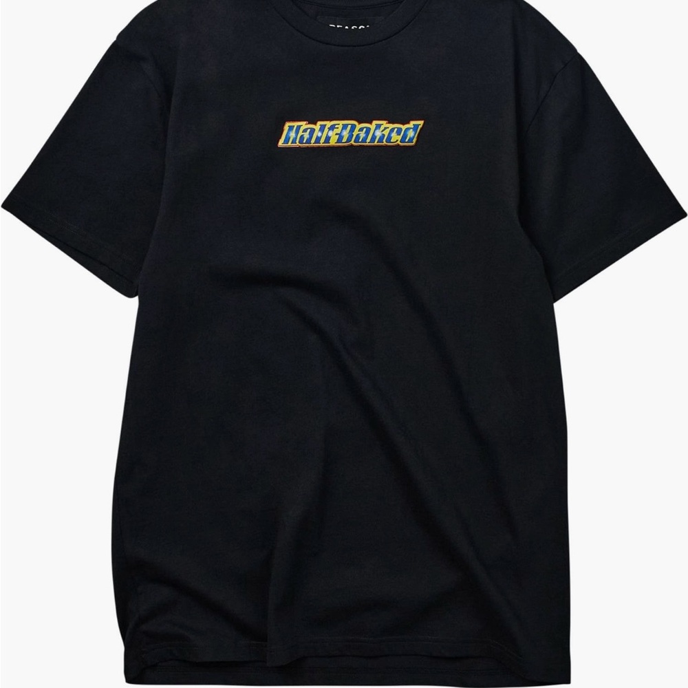 T-SHIRT HALF BAKED
